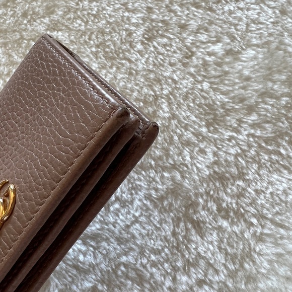 Authentic Gucci compact wallet - Picture 4 of 8
